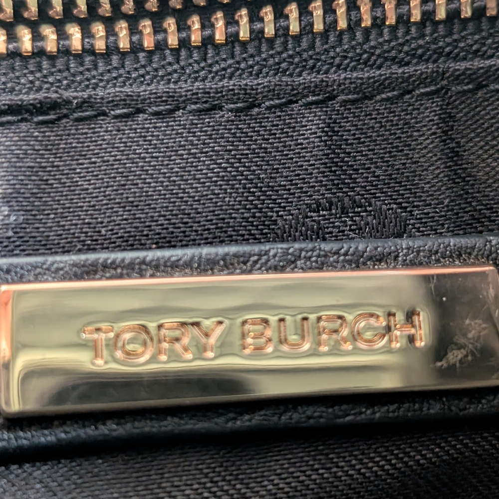 TORY BURCH - Ivy Crossbody, Black Pebbled Leather, Gold Chain, EUC. - Picture 11 of 14